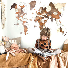 Load image into Gallery viewer, 3D Wood World Map ナチュラルウッドカラー 壁掛け木製世界地図
