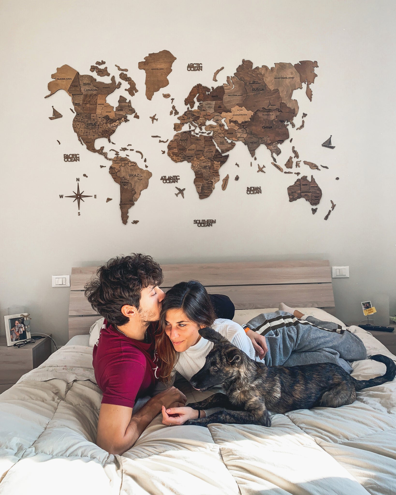 【一部予約販売】 Wood 3D World [約1 壁掛け木製世界地図 ダークウォルナット Map その他